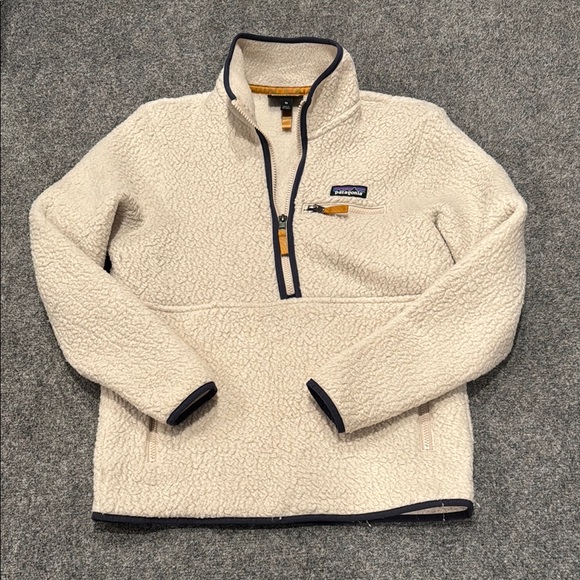 Patagonia Cream Fleece Pullover - Picture 1 of 4